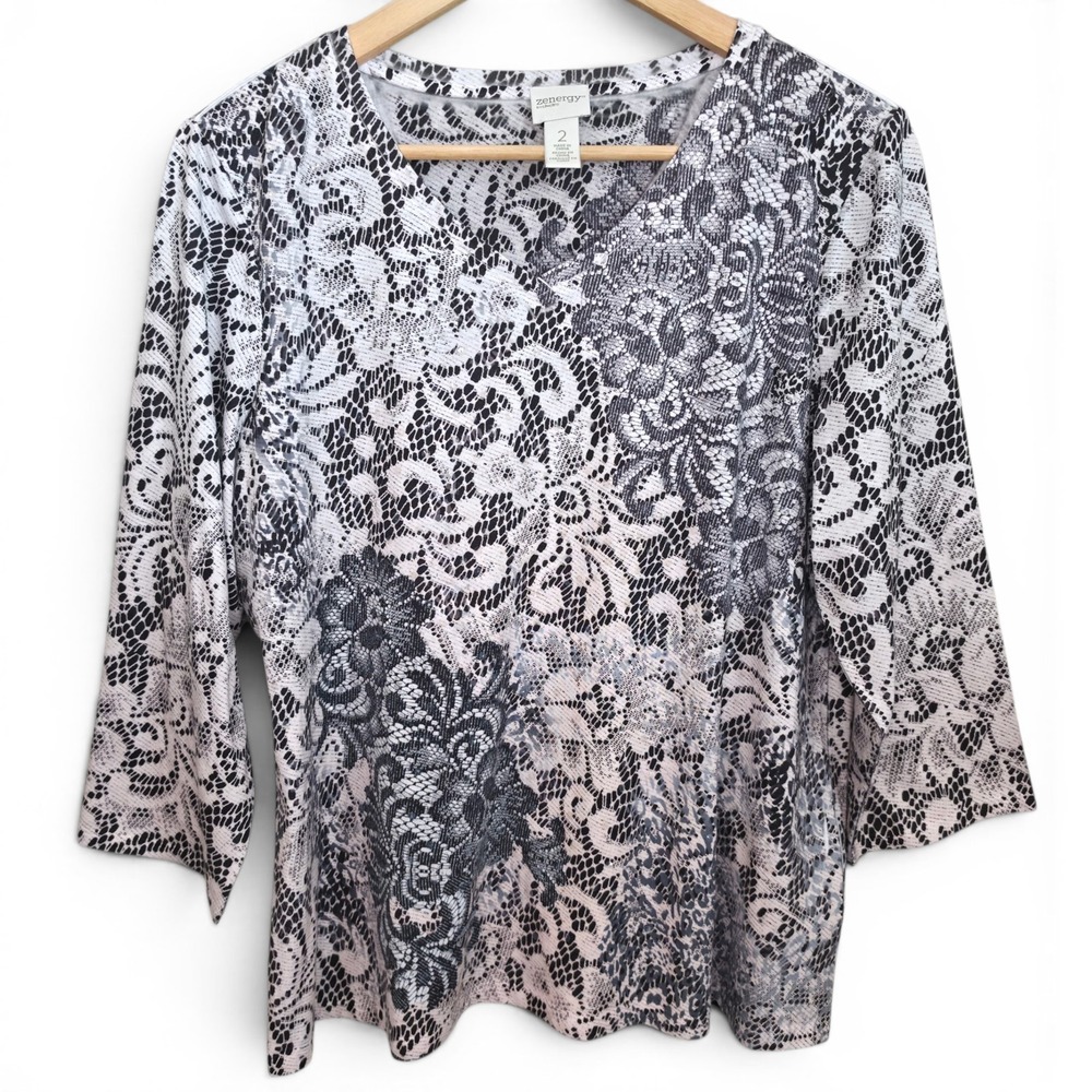 Chicos Zenergy Top Womens 2 US Large Ombre White‎ Pink V Neck 3/4 Sleeve Casual